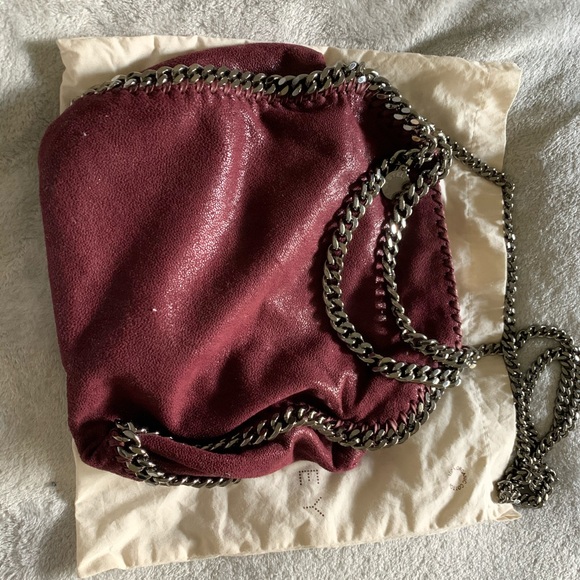 Stella ! Maroon - Picture 1 of 2